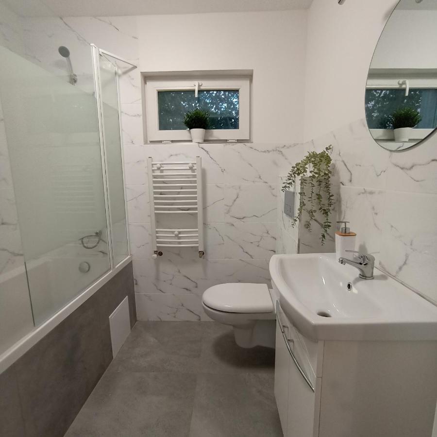 Apartament Pod Bzem 푸크 외부 사진